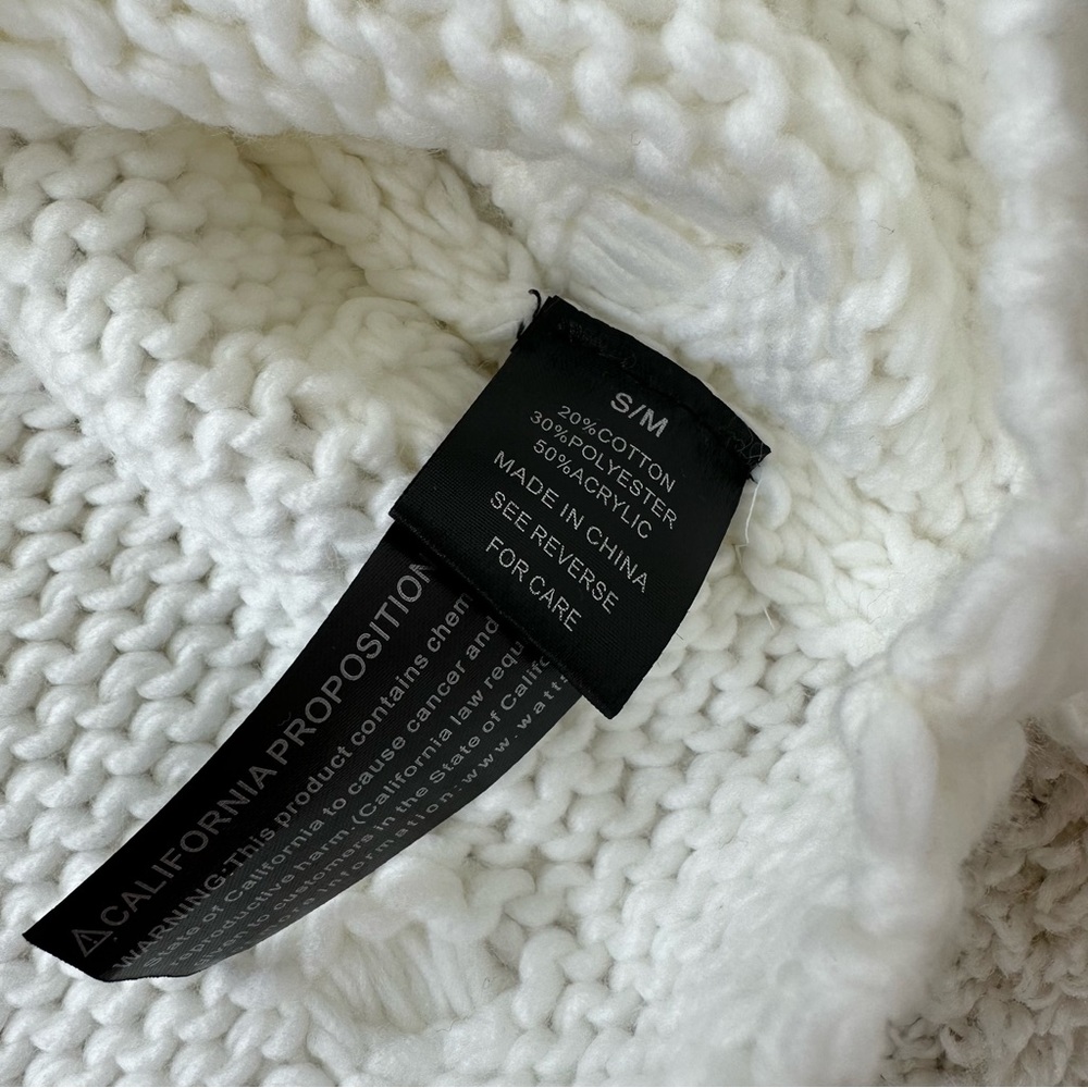 ‼️SOLD‼️ Luca & Grae White Pom Pom Sweate - Picture 4 of 5